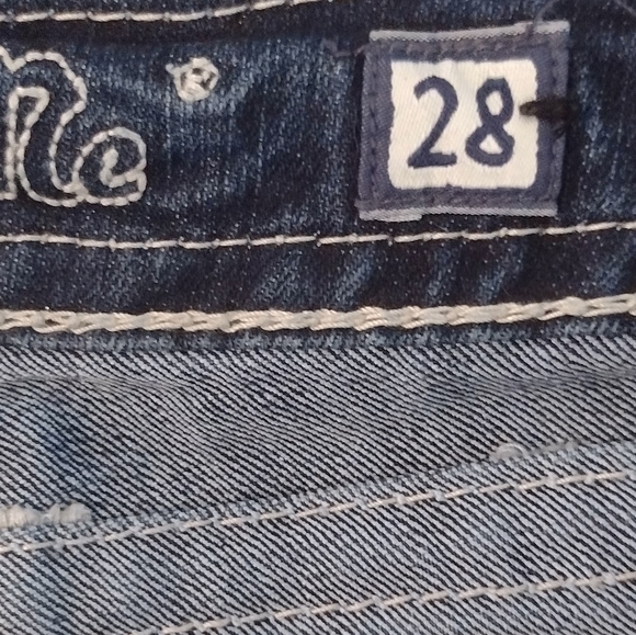 NWOT MISS ME SIGNATURE RISE SIZE 28 BOOTCUT. LOTS OF BLING💞💞💞💞💞💞 - Picture 9 of 13